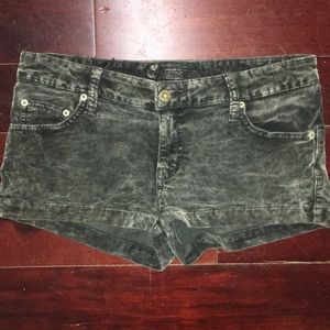 Carmar corduroyed shorts